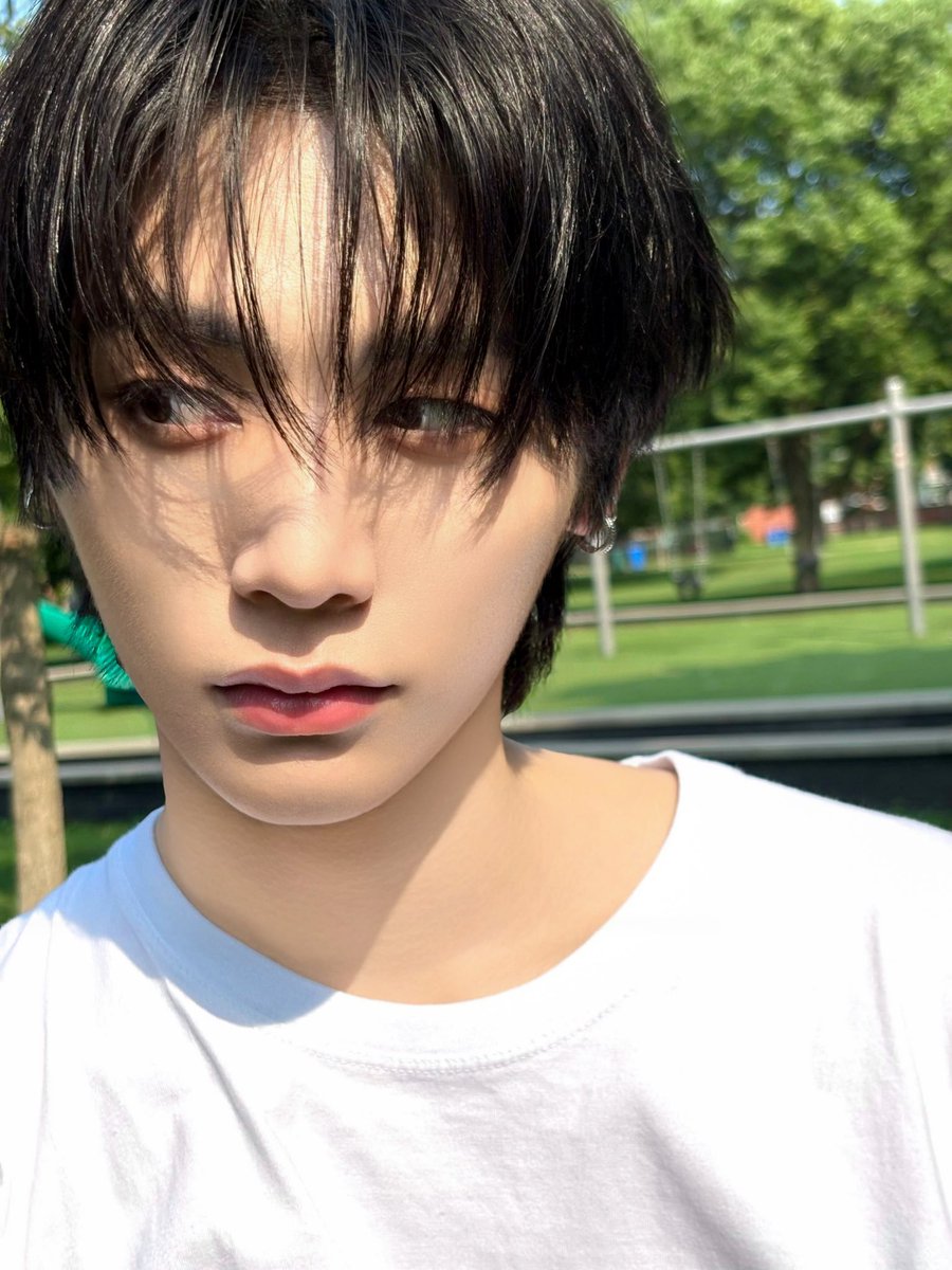 #2025MAMAVOTE #BOYNEXTDOOR

태산이가 보고있다 얼릉 알티해