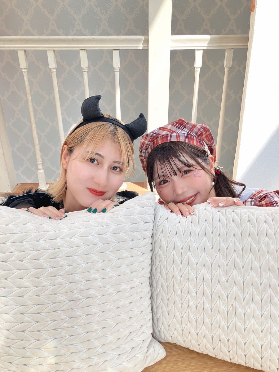 本日はスタジオネロリさんにて開催中です🐰

二人ともハロウィン仕様で
とってもかわいい〜🎃🤍🤍

まだ見せない！(`•ω•´)

㊨里菜ちゃん❤<a href="/rnkm_415/">里菜🌻⚾️</a>
㊧まほちゃん😈<a href="/memoria_maho/">やまもとまほ☘️ memoria❥･•10/11.18</a>

#memoria撮影会