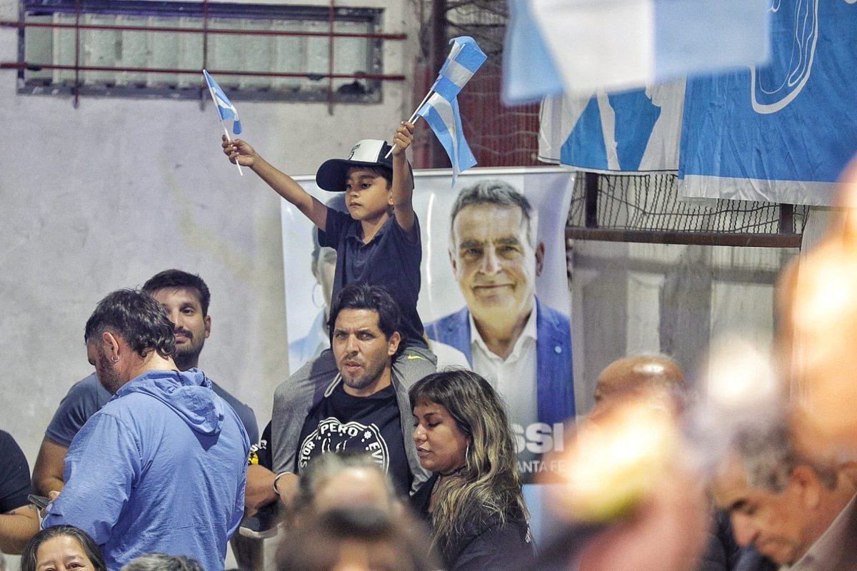 Agustín Rossi tweet media