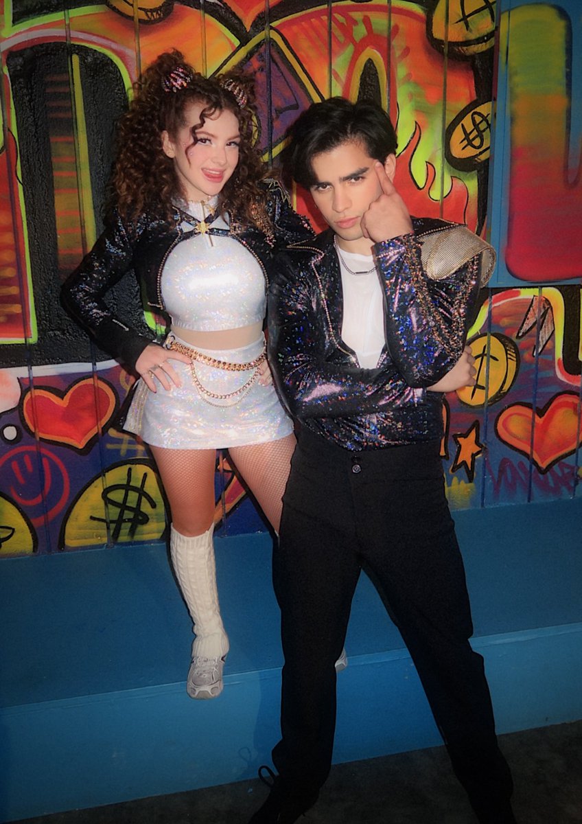 pessimystic13's tweet image. Aarón subió nuevas fotos a Instagram de él y Brigitte, vayan a verlas ❤️
🔗⬇️
instagram.com/p/DP7x2luDXBs/…
#AaronMercury #LaCasaDeAaron