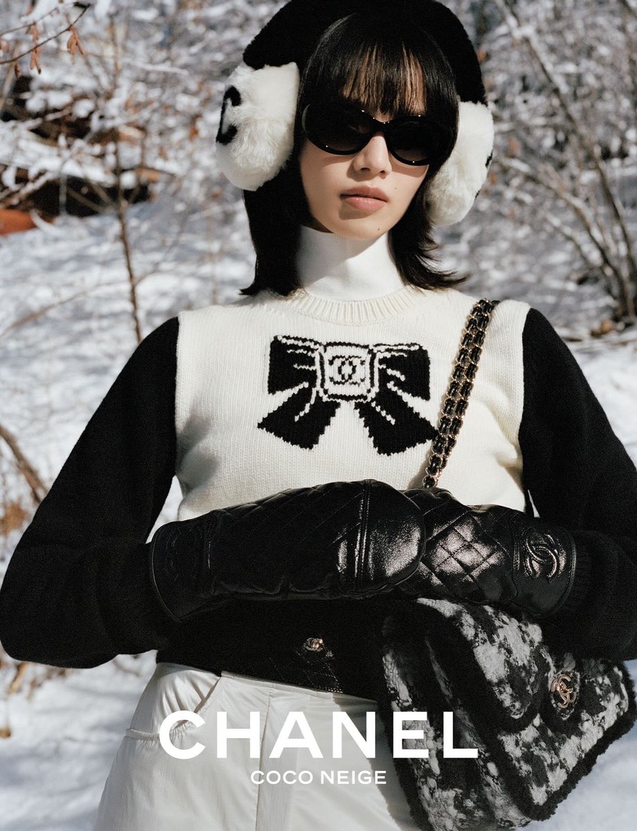 Komatsu Nana for CHANEL COCO NEIGE 25/26 global campaign. #小松菜奈
