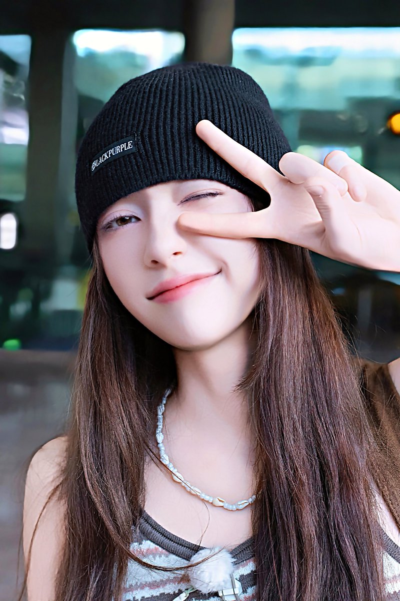 tweny5020's tweet photo. FIFTY TRIP 3 EP. 1 Behind
🦊🧸🐰🐥
#4k #FIFTYFIFTY #피프티피프티
#FIFTYTRIP3 #피프티트립3
#Chongqing #충칭 #behin https://t.co/s4yJtyht8l