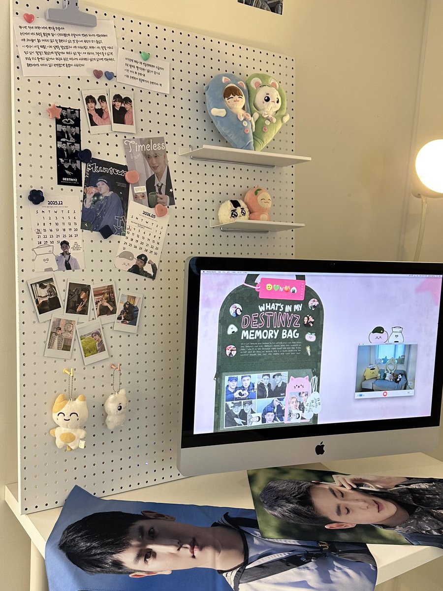 neoculturebbami's tweet photo. ʷʰᵃᵗ'ˢ ᶦⁿ ᵐʸ ᴰᴱˢᵀᴵᴺʸᶻ ᵐᵉᵐᵒʳʸ ᵇᵃᵍ
D-DAY
💛 음료 1인1주문 필수
🍙 가챠 5번 진행시 서브포스터 멤버별 1장씩 증정
🍑 6시 20분부터 철거 예정, DP된 사진 및 폴라 나눔 예정

#운명즈의_왓츠인마이백
#엔시티127 #nct127 #태용 #재현 #taeyong #jaehyun https://t.co/8EuIhSDz1X