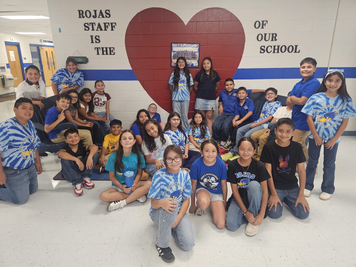 Coach McMillan leads his student council! Game plan for our fall fest is underway! Eager to see them in action! #BeaksUp #TeamSISD