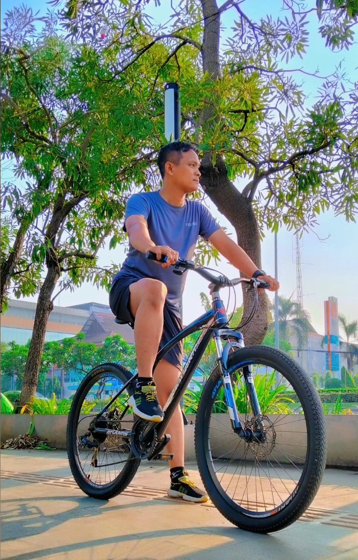 Farochi7's tweet image. Golek soto.