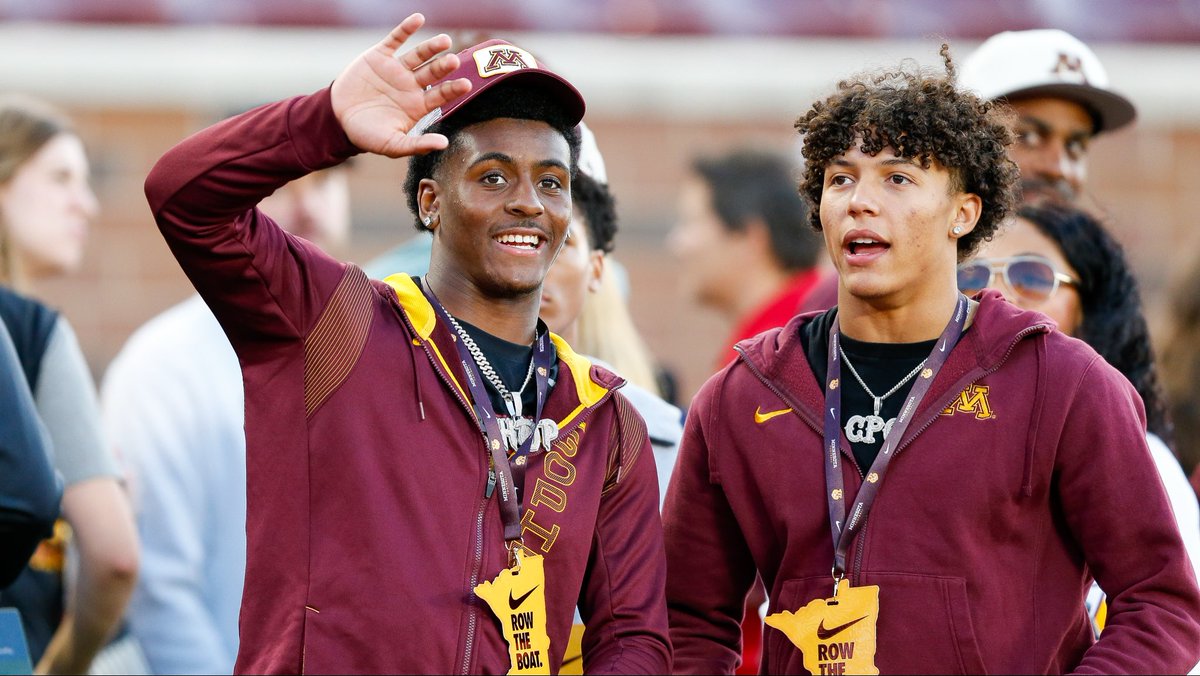 DanOwenMN's tweet image. Photo Gallery: The #Gophers played host to a slew of current commits and priority recruits for the Friday night showdown against Nebraska.
247sports.com/college/minnes…