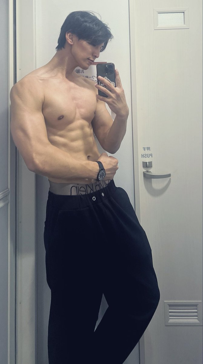 今から，勉強会に参加。
5時間脳トレ頑張ってきます😌🔥