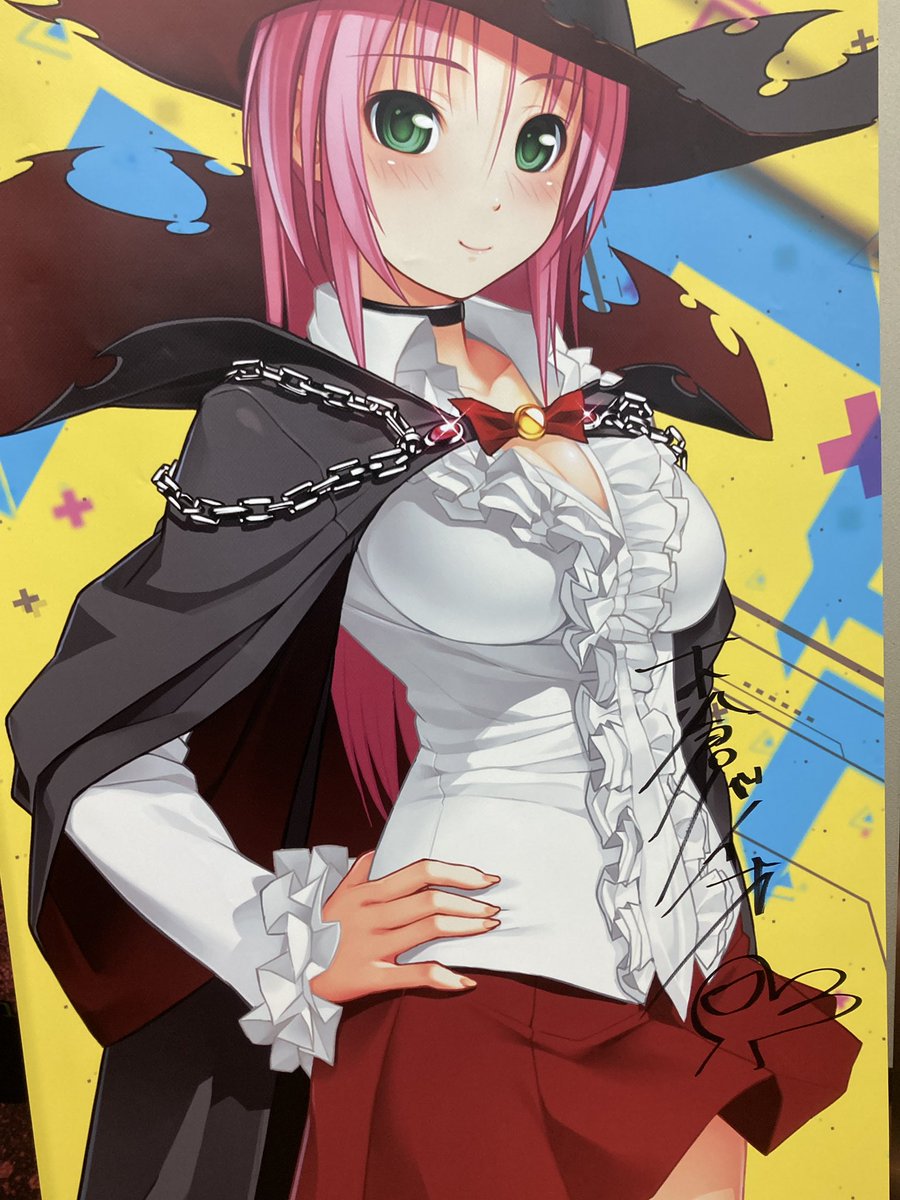 SSPサイン 二人で一人の吸血鬼アイドル チューア・チュラム LYCEE