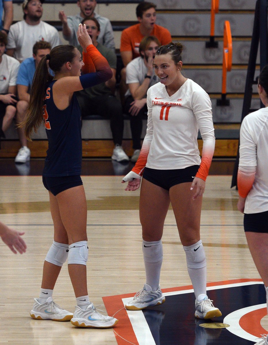 Soooo...we gonna talk about this or....

🏐<a href="/blaircherry6/">Blair Cherry</a> ties the single game assist record
🏐<a href="/maddiehurst3/">maddie hurst</a> has a career high 23 kills
🏐<a href="/CarsonNewmanVB/">C-N Volleyball</a> picks up their 3rd win in a row

🔥EAGLES VB IS HOT RIGHT NOW🔥

📝cneagles.com/x/6pwne

#TalonsUp