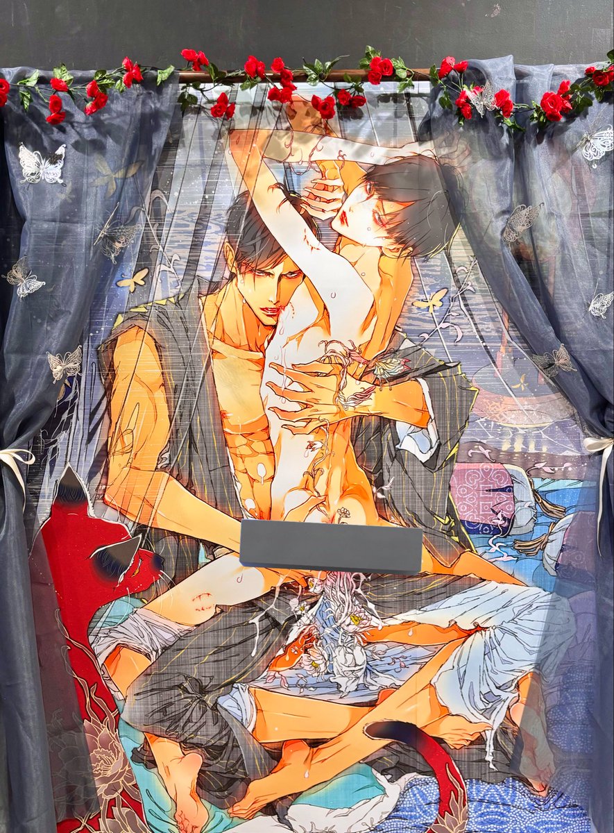 🔞주의.. 미자는 물러가세요🫣
제가 정말 좋아하는 ㅠㅠ 카사이 아유미 작가님의 35주년!! 콜카가 열려서 다녀왔습니다 ㅎㅎ 화집도 새로 나와서 다시 구매하고 ㅜㅜ 그림들 구경도 쏠쏠했습니당 이번 신간 그림이 좀 고자극이라 당황했지만ㅋㅋㅋ 예술적이네요^^ 잘다녀왔습니다!