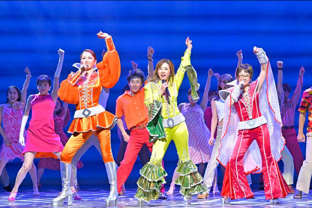 本日、『#マンマ・ミーア！』名古屋公演の最終舞台稽古が行われ、メディアや劇団関係者に公開されました。
来年夏に名古屋市熱田へ移転が決定している名古屋四季劇場のラストを飾る『マンマ・ミーア！』。
感謝をこめてお届けする、とびきりのフィナーレをお見逃しなく🎤✨
🔗shiki.jp/applause/mamma…
