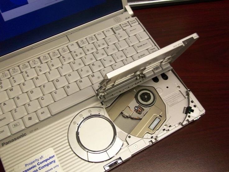 hmpljs's tweet image. Would you like a drive like this in your laptop?