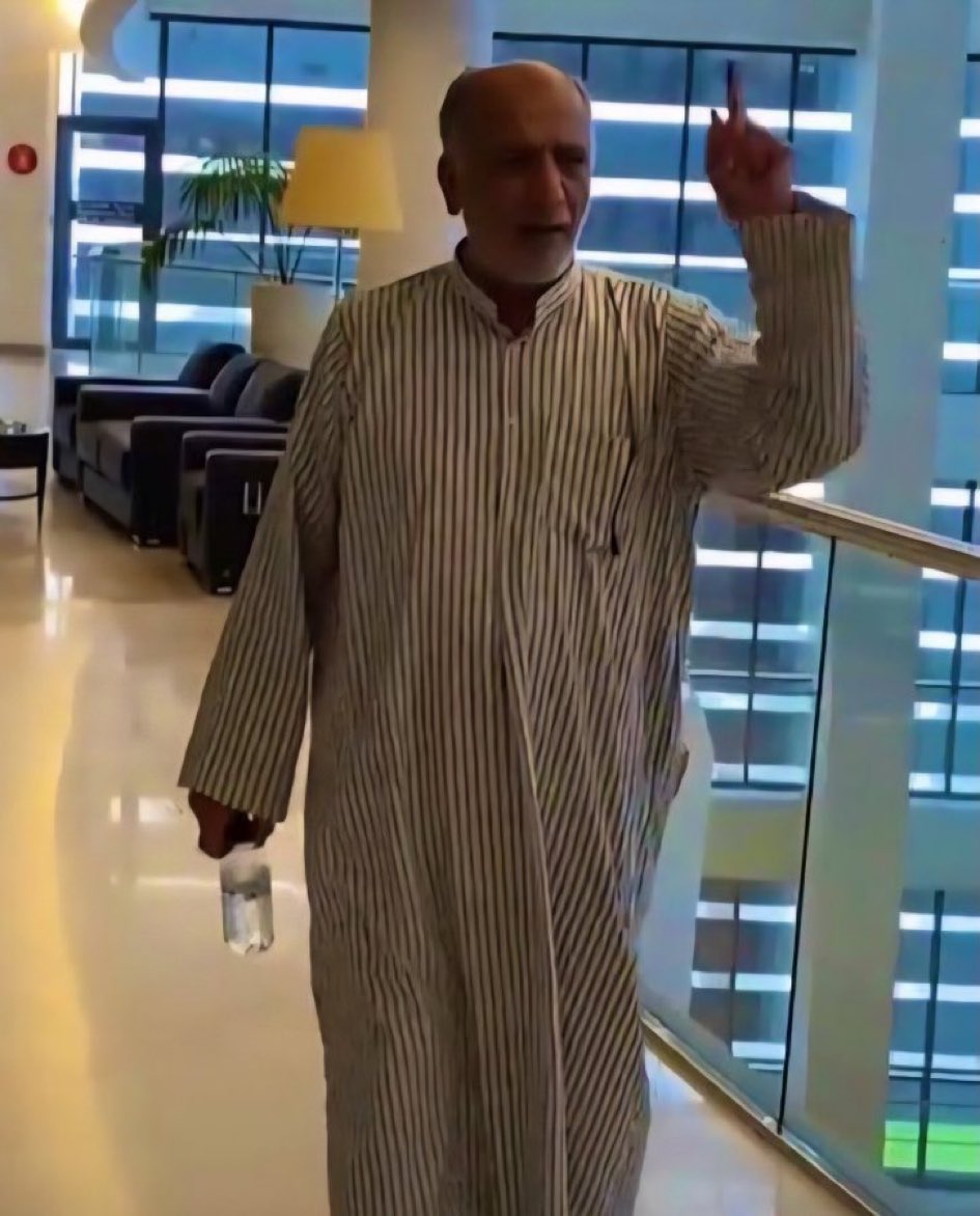 الأخ الكبير شعيب المويزرى أفضل نائب مر على الكويت نظيف القلب واليدين أبو ثامر الله يطول عمرك ويحفظك