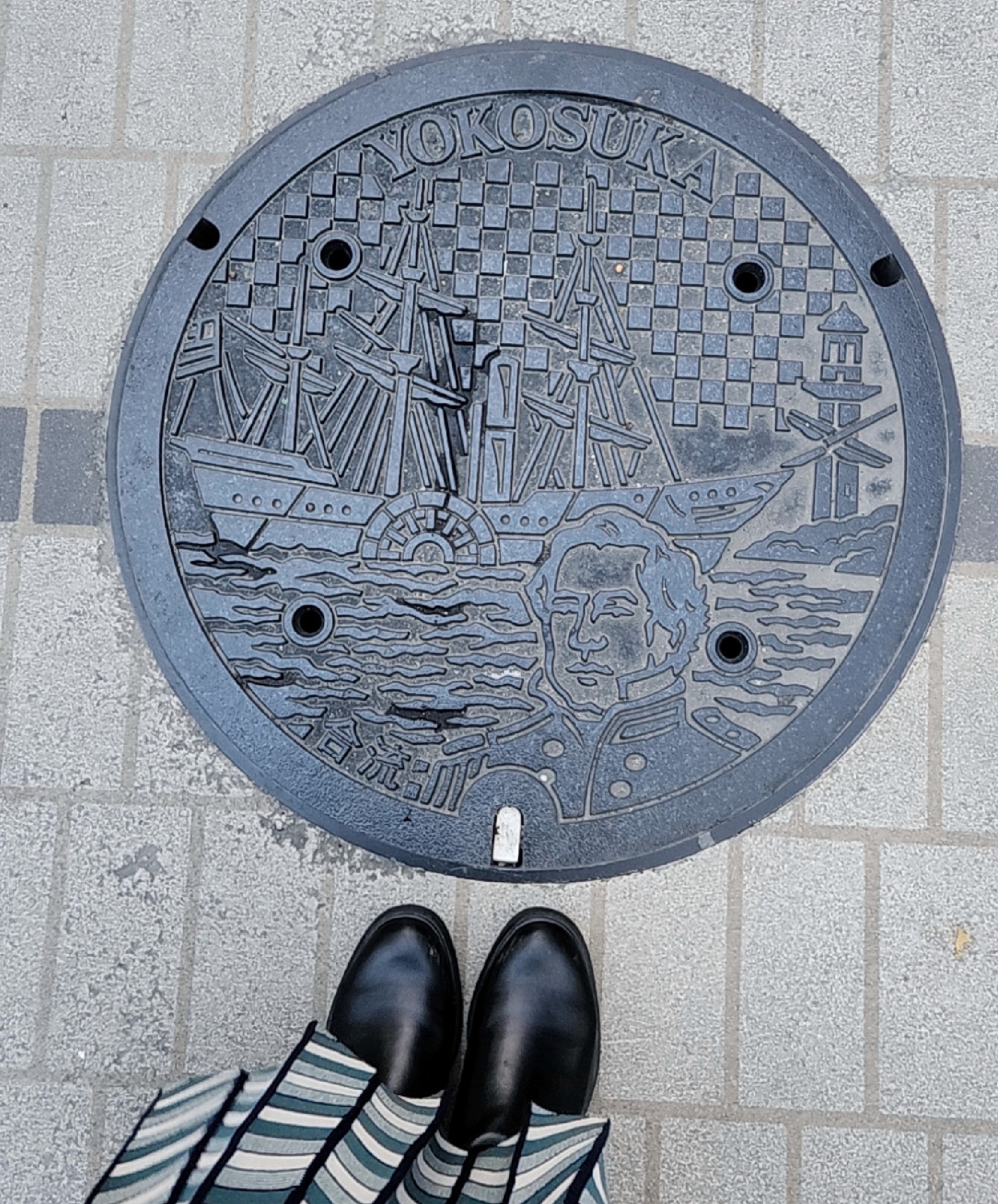 マンホールの蓋 欧州 ロンドン パリ HOLECOVERS パルメット マンホールの蓋 欧州 ロンドン パリ HOLECOVERS パルメット マンホール
