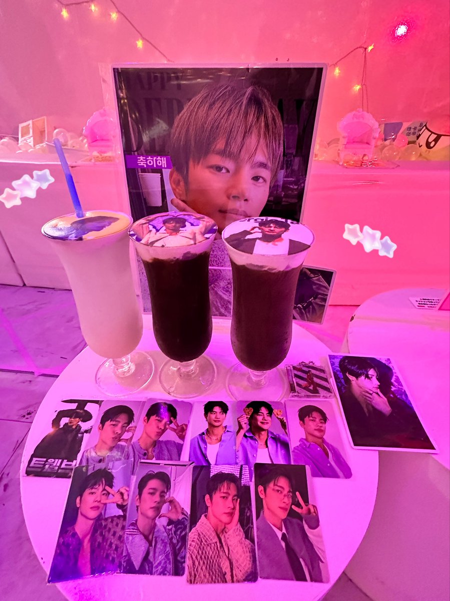 急きょ、IDOLCAFE集合〜🍹✨

#IDOLCAFE_アイドルカフェ
#新大久保DJカフェ
#HAPPYSeoInGUKDAY