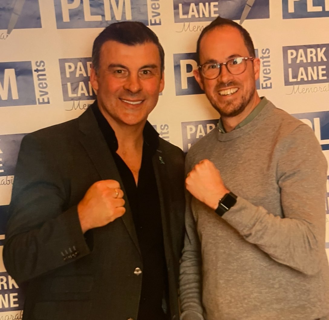 paveysteve's tweet image. A fantastic evening with @JoeCalzagheCBE listening to his journey and 46-0 fights! Thanks for signing your book!  #undefeated