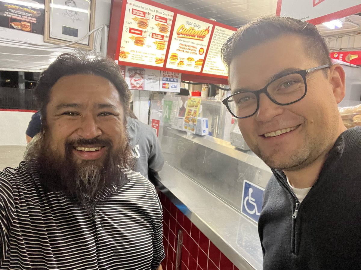 Dylan Hernández tweet media