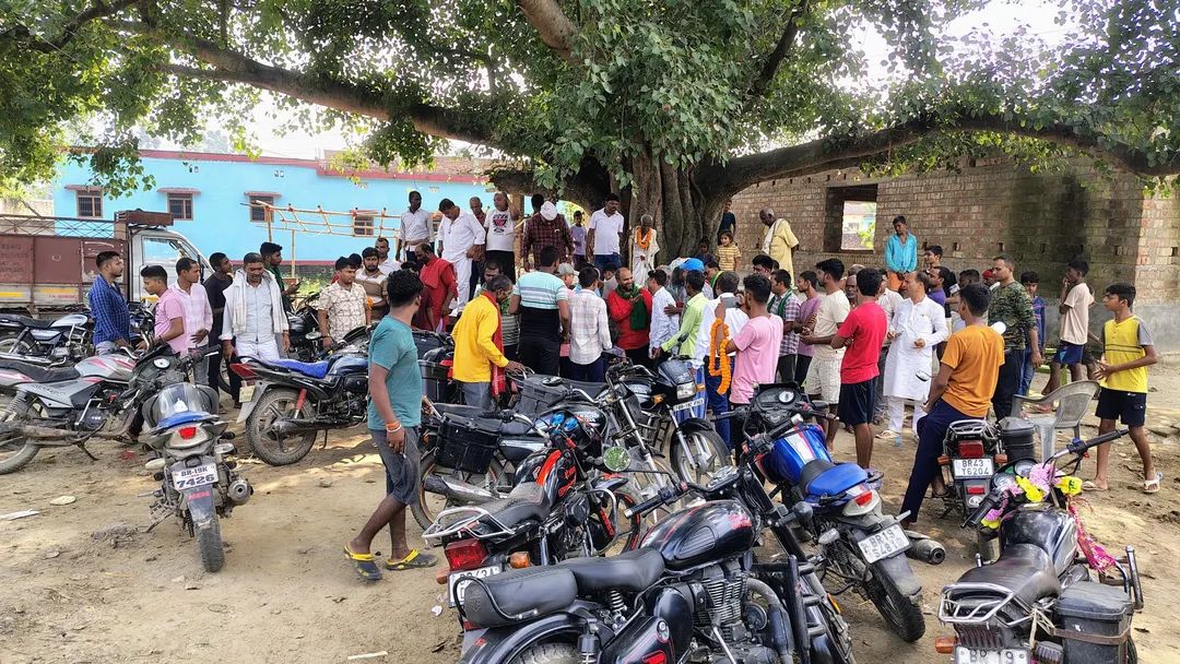 चुनावी सघन जनसंपर्क 🙏 महिषी विधानसभा अंतर्गत शाहपुर पंचायत के नाथबाबा स्थान पर।