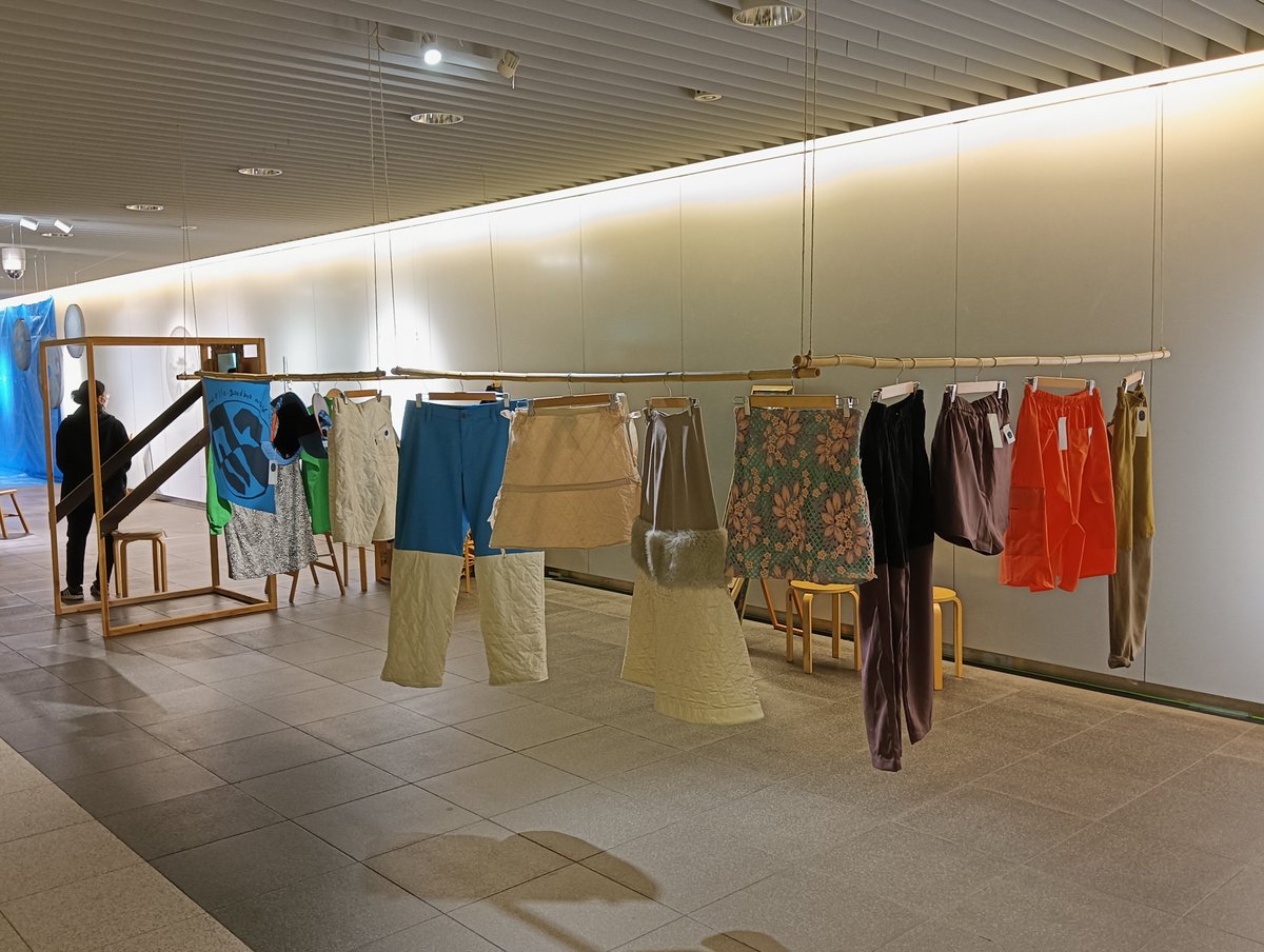 絵画 BE KIND 村上慧 on X