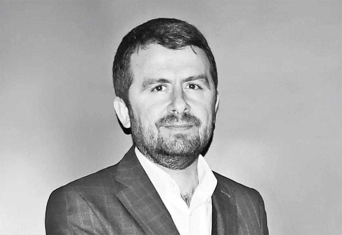 Basın İlan Kurumu Genel Müdürlüğü görevine atanan Sayın Abdulkadir Çay’ı tebrik ediyor, yeni görevinin basın camiamız ve ülkemiz adına hayırlı olmasını diliyorum. Kendisine başarılar temenni ediyorum.
<a href="/basinilankurumu/">Basın İlan Kurumu</a> <a href="/AbdulkadirCay/">Abdulkadir ÇAY</a> <a href="/burhanduran/">Burhanettin Duran</a> <a href="/iletisim/">T.C. İletişim Başkanlığı</a>