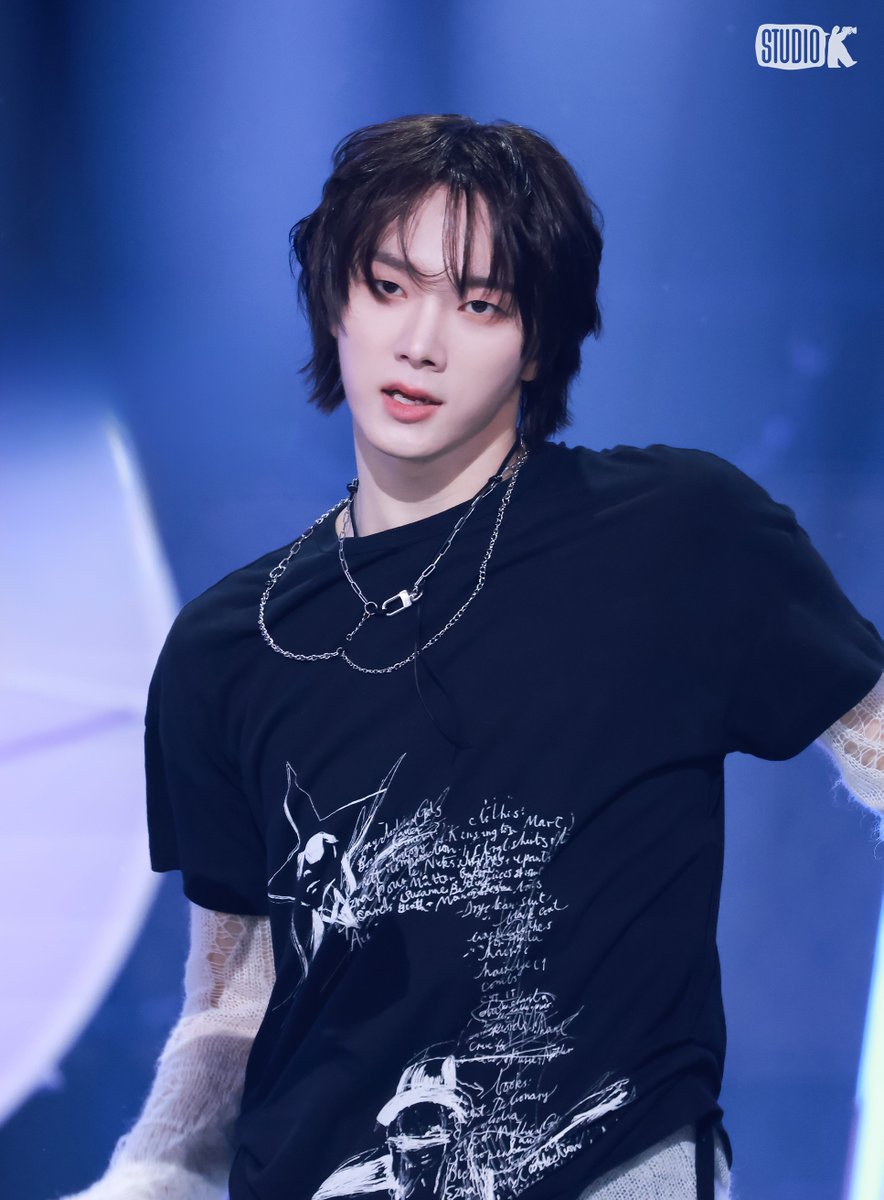 StudioK_twt's tweet image. 🏦 뮤직뱅크 금고 털이 🏦
(Music Bank Behind Photo📸)
#보이넥스트도어 (#BND)
뮤뱅 금고 OPEN✨
@BOYNEXTDOOR_KOZ
#BOYNEXTDOOR
#MusicBank #BehindPhoto #StudioK
#뮤직뱅크 #현장스틸 #뮤뱅 #금고털이