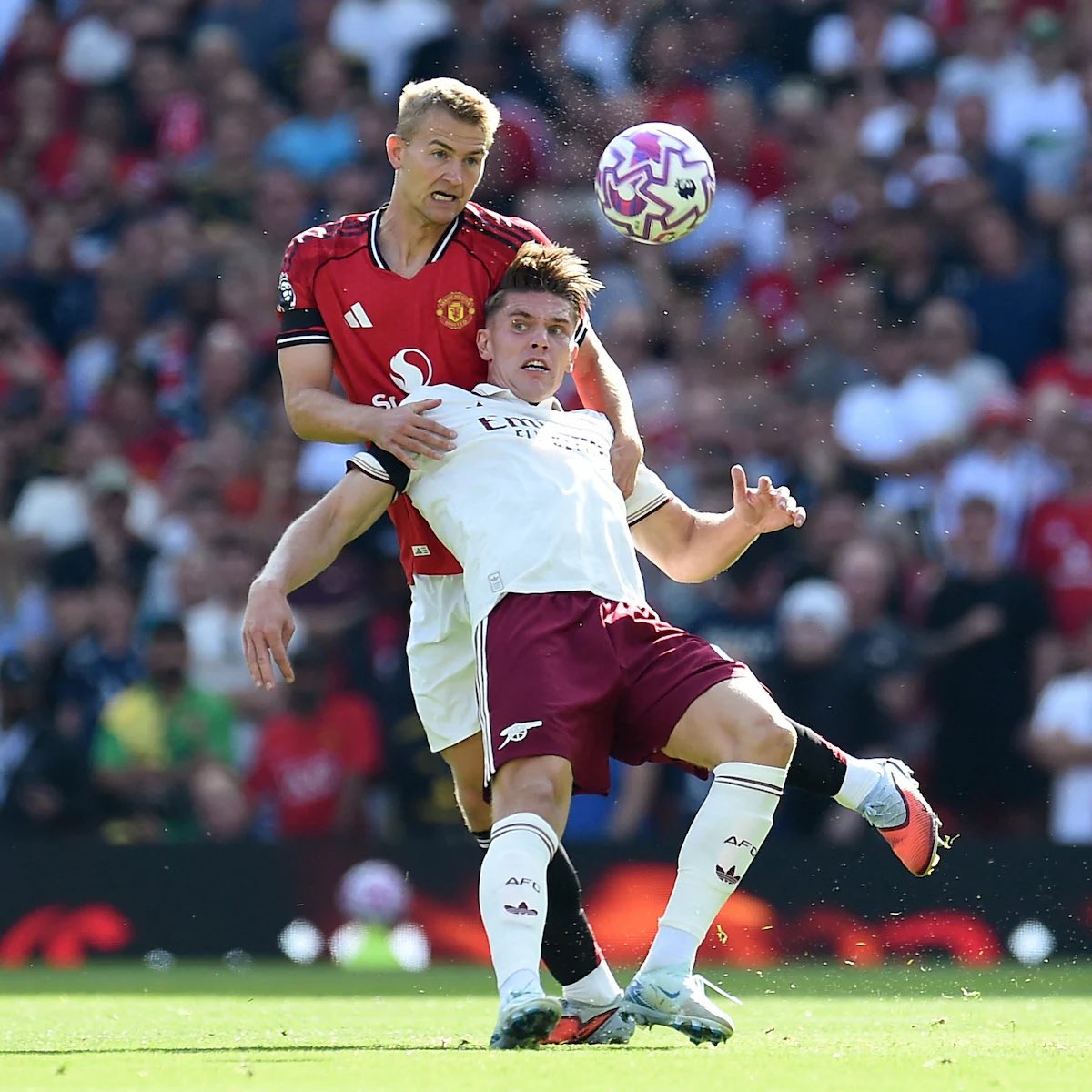 EPL World tweet media