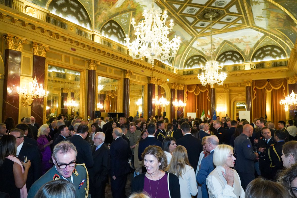 È stato un vero onore avere il Sottosegretario di Stato <a href="/GiorgioSilli/">Giorgio Silli</a> come Ospite d’Onore al ricevimento per il 65º Anniversario dell’Indipendenza della Repubblica di Cipro 🇨🇾
La ringrazio sentitamente per la Sua presenza e per la sincera attenzione verso il nostro Paese 🇨🇾🤝🇮🇹