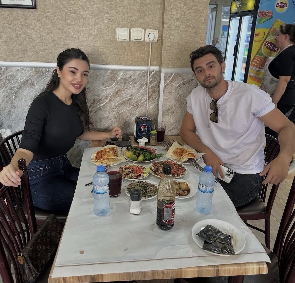 birlikte ciğer yemek daha iyi date olamazdı jdxkdlj