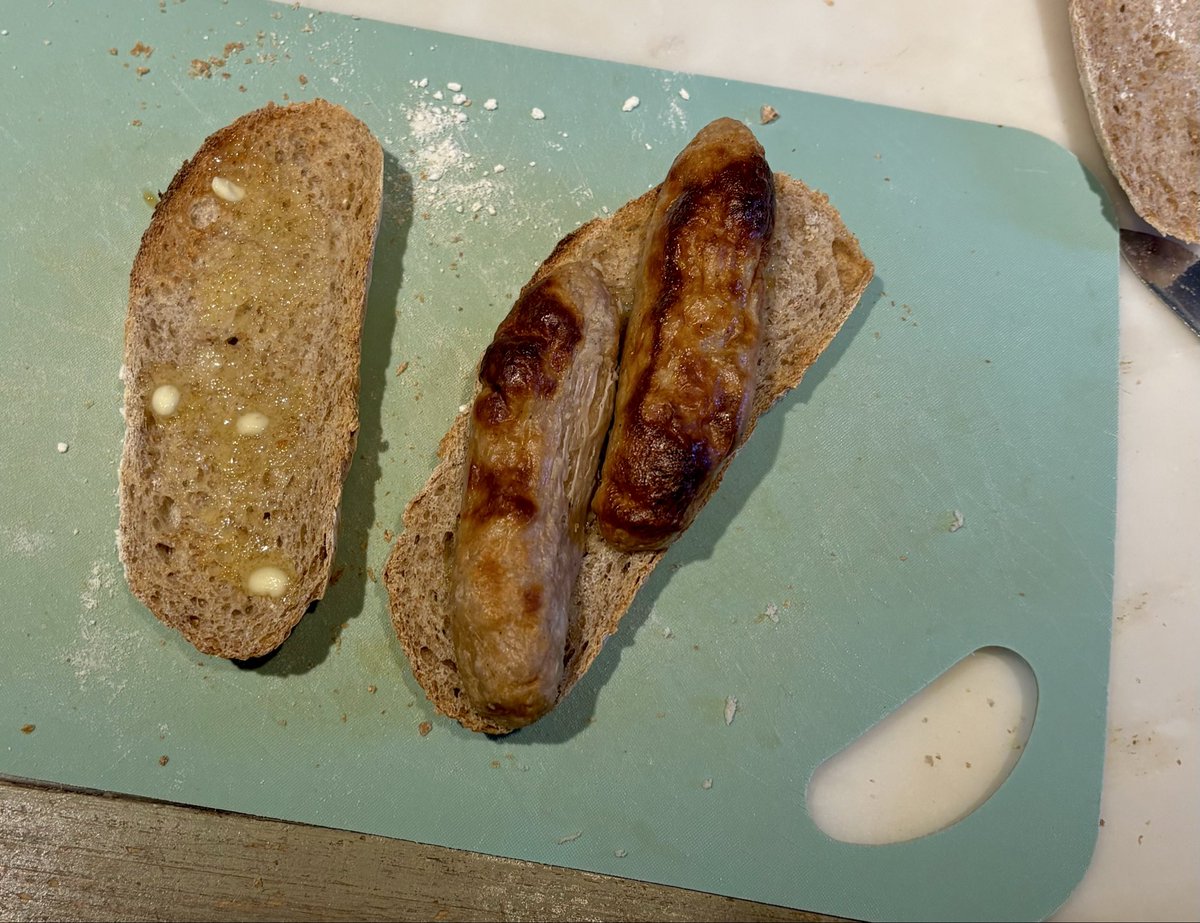 What sauce are you having on your sausage butty? Brown or red?