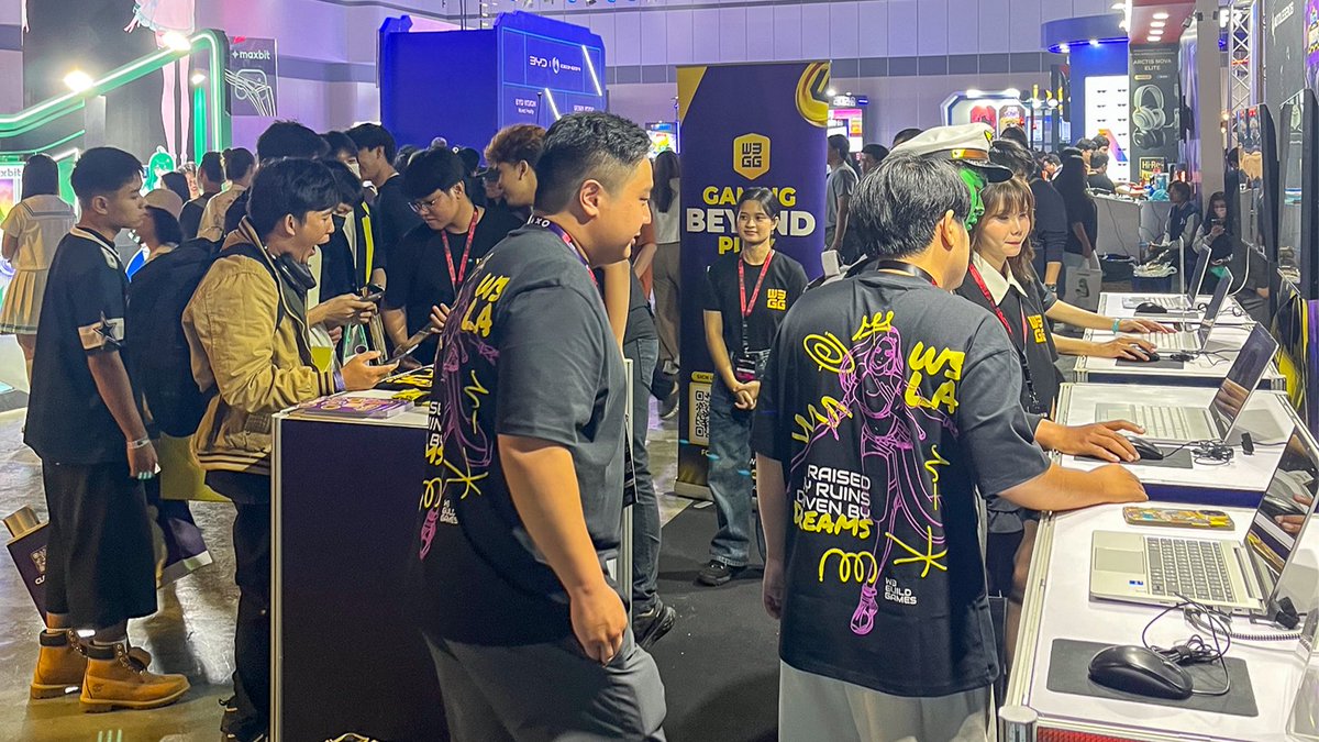 She’s here, Yellow Hearts 💛

W3LA makes her grand entrance at TGS 2025, brought to life by our amazing cosplayer! ✨

Step into her world, take your photos, and experience W3GG’s newest IP up close at Booth G5.

Don’t miss this moment!