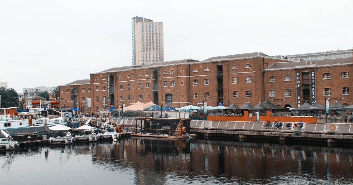 Love staying in the loop?

Sign up to our newsletter and be the first to hear about upcoming events, exclusive offers, and seasonal inspiration at West India Quay.

Tap the link to join the community! 👉  bit.ly/46UBBEQ