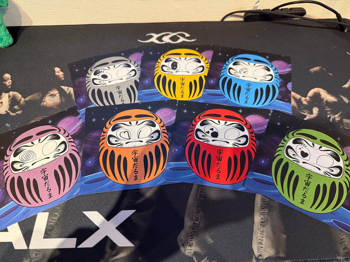 ALPHAZ_nezumi's tweet image. 【10/15オフラインサイン会レポ🐭】
今回のサイン会は地下の小さめのライブハウスで行われました！（珍しい）
なかなか参加者からの投稿がなかったのは電波がなかったためです🤣
いつも抽選箱で席を決めますが、🐭は５列目真ん中あたりの席でした🩵…