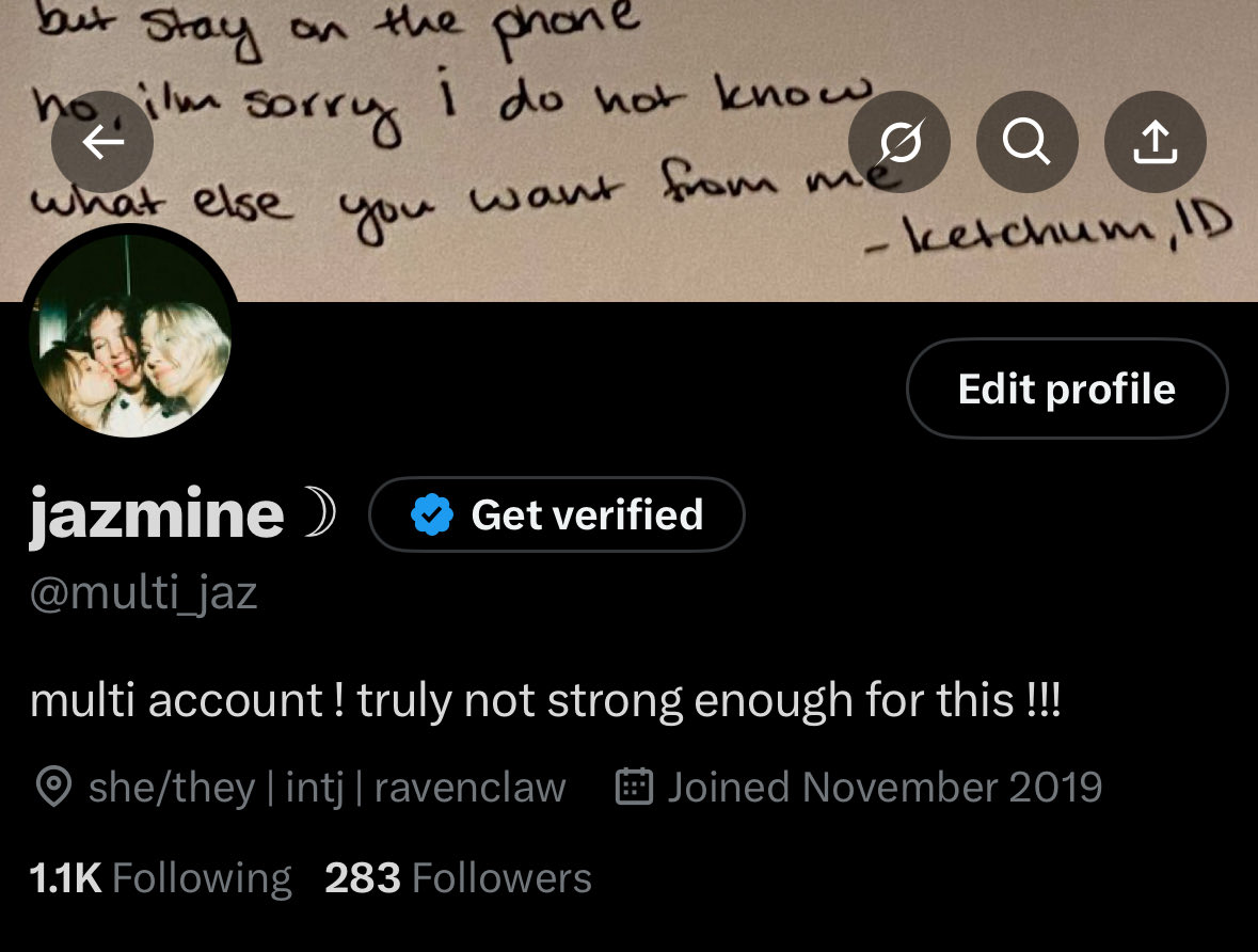 jazmine ☽ tweet media