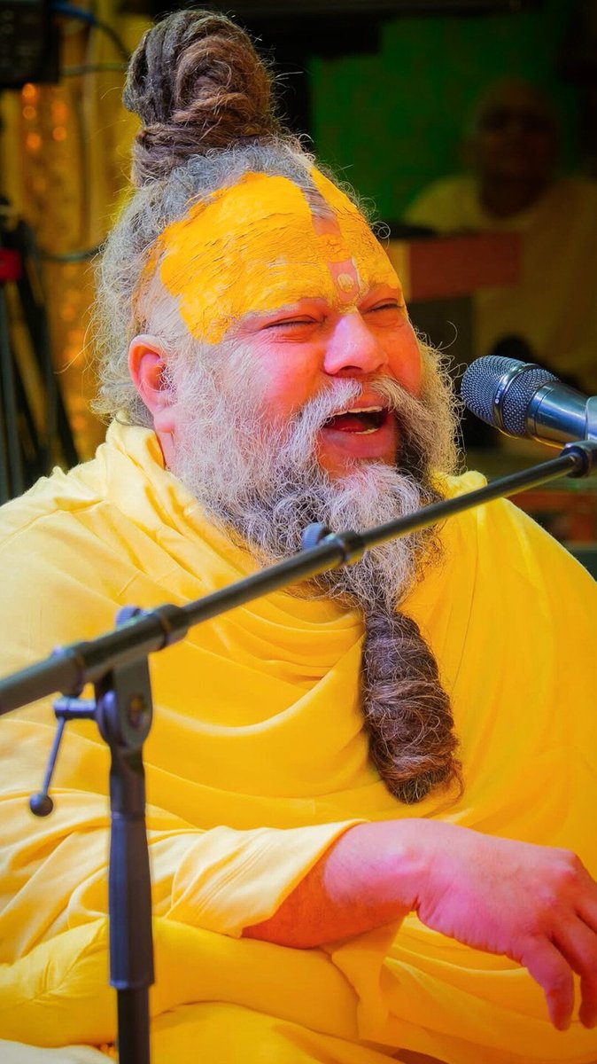 RadhaGlory's tweet image. इसी मुस्कान में तो हम पागल है ,,, 🙏