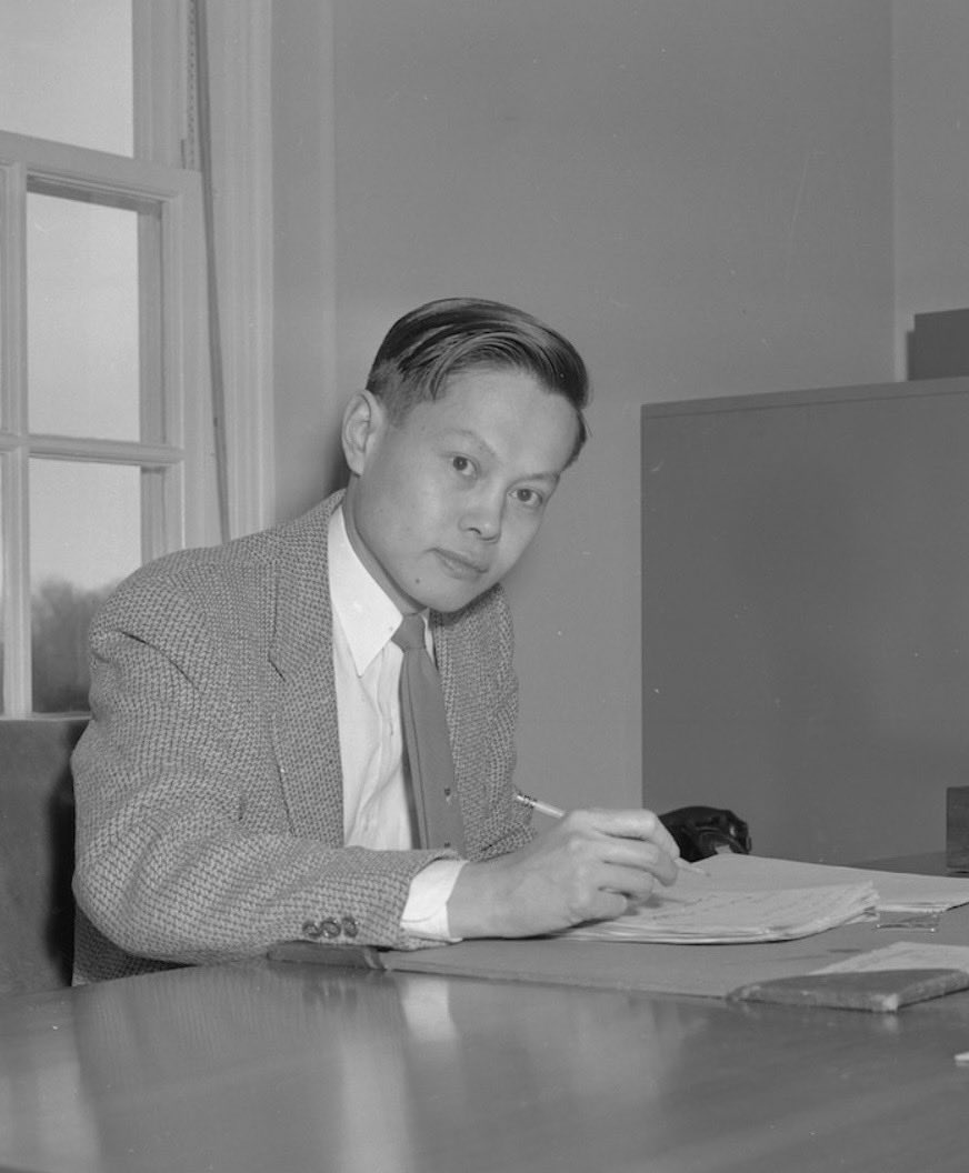 Yang Zhenning（杨振宁）), famous Chinese  theoretical physicist passed away in Beijing, on October 18 at the age of 103. 

Yang shared the 1957 #NobelPrize in Physics with Tsung Dao Lee for investigating the parity laws, which led to discoveries regarding the elementary