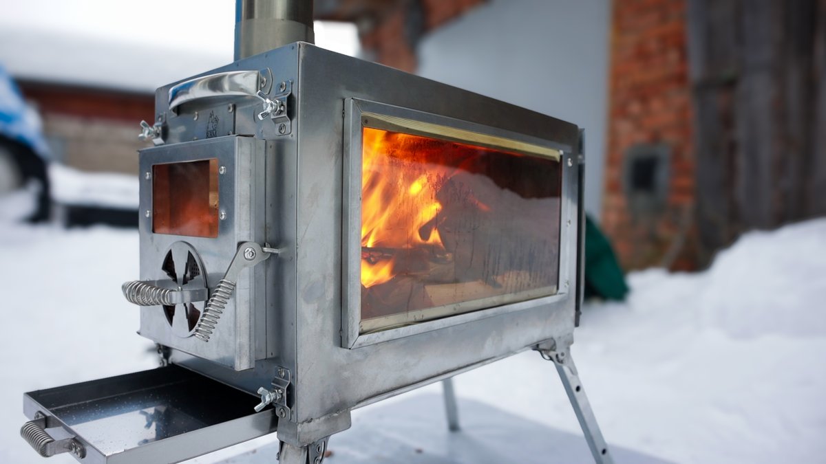 The Caminus stove turns cold nights into calm ones.
Warm meals, steady flame, quiet comfort — anywhere you camp.

#Caminus #campstove #camping #outdoors #campvibes #campinglife