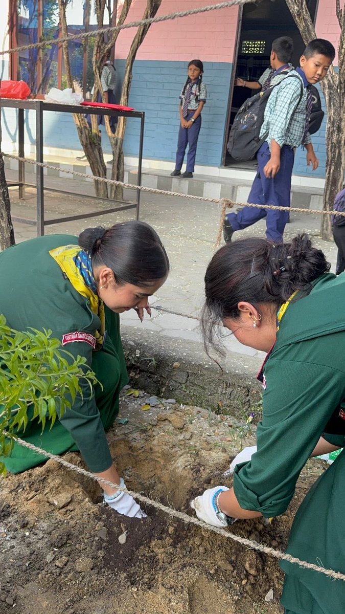 YessNepal's tweet photo. 🌿 YESS Girl Participant 2025, Susmita Poudel, successfully completed her Back to My Roots Campaign on “Green Tech Generation” held at Step By Step English Boarding School, located in Chitwan.
#BackToMyRoots #GreenTechGeneration #YESSGirlsMovement #NepalScouts #WAGGGS #NOREC https://t.co/hIBW3086sD