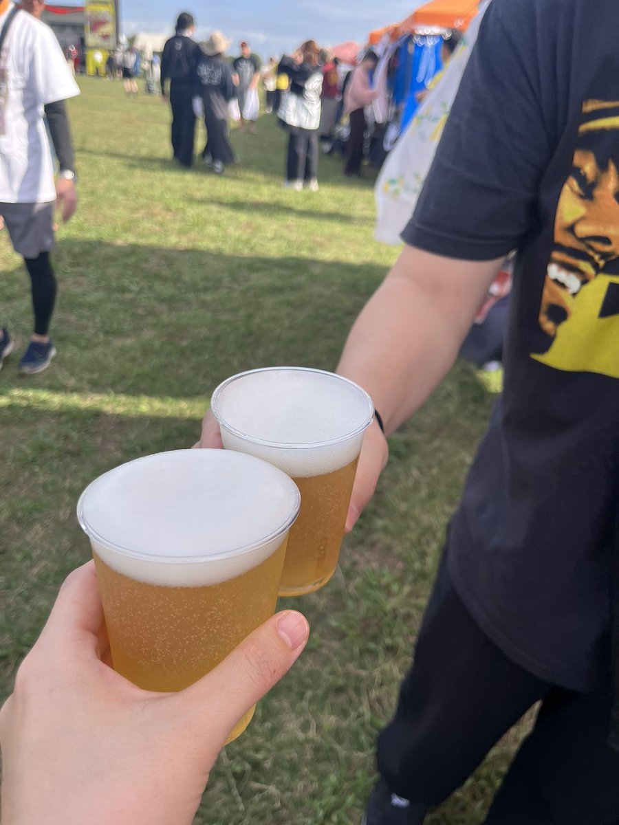 会って即「皆さむです！」て言って奢ってもらった☺️ #シカシダ