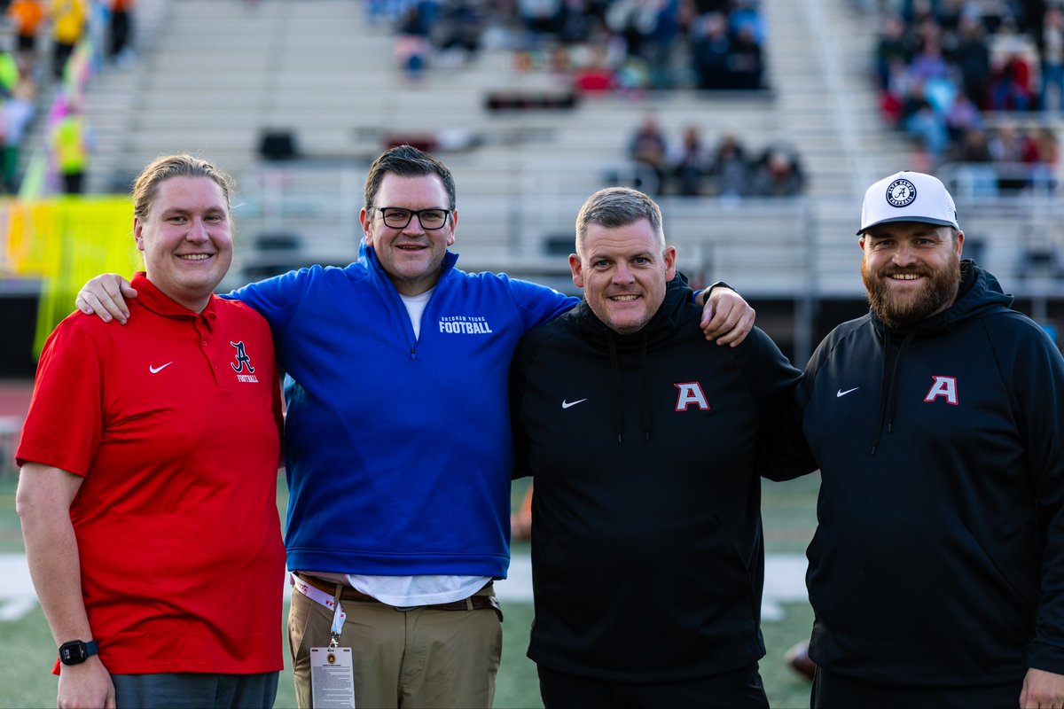 Former Olympus boys! Absolute DAWGS for <a href="/altafootball/">Alta Football</a> 
<a href="/HendricksonMJ/">Marshall Hendrickson</a> 
<a href="/Allredmp/">Michael Allred</a> 
<a href="/VaterGrizz/">Kolten Hill</a>