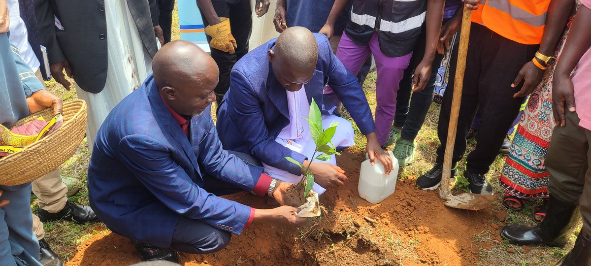 Rotaract Buganda Royal institute (The Trekkers) tweet media