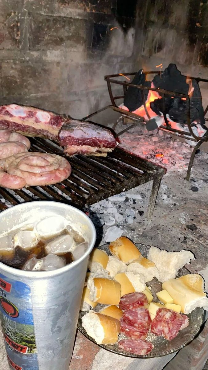 LucazSeg's tweet photo. V A C A C I O N E S !!! Solo una parte cita de como son mis días 😎 https://t.co/gRieSthneO