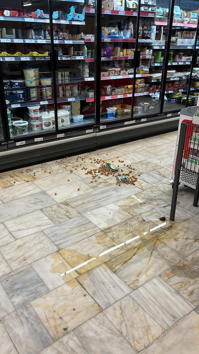 Bu saatte işe mi gidilir bende buraya işerim