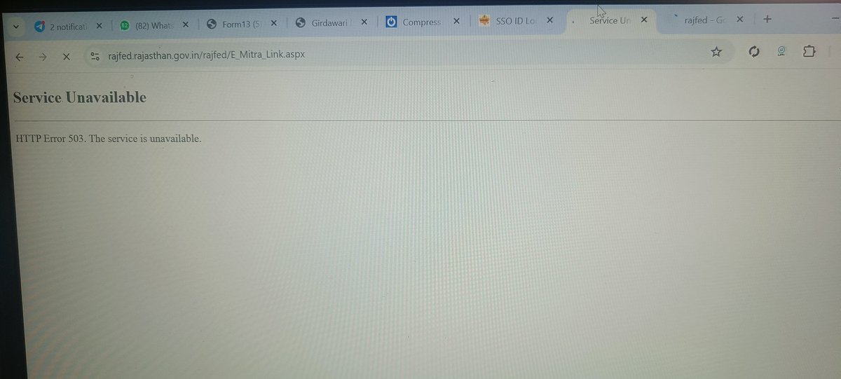 आज मूंग तुलाई के टोकन कटने हैं, लेकिन सुबह से ही साइट नहीं चल रही है।
गाँव-गाँव के किसान अपना सारा काम छोड़कर ई-मित्र केंद्रों पर टकटकी लगाए बैठे हैं,
पर सिस्टम ठप पड़ा है।
किसान मेहनत से खेती करता है, पर जब हक की बारी आती है तो तकनीकी खामी आ जाती है।
कृपया संबंधित विभाग तत्काल