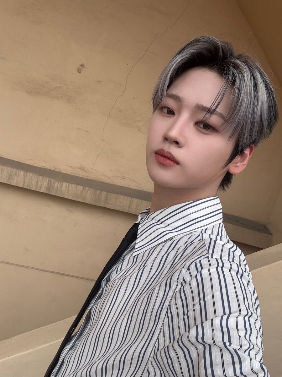 위아이(WEi) tweet media