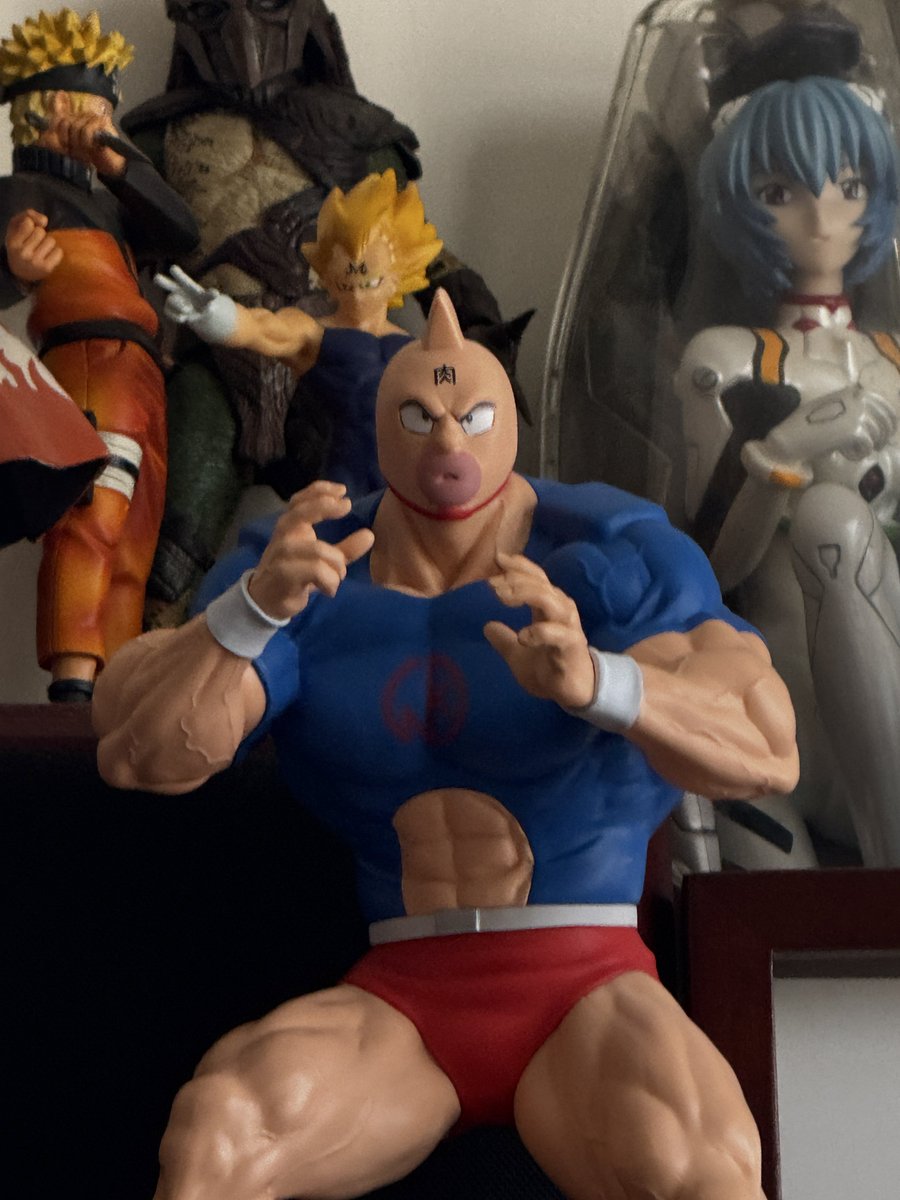 CallMeRoy115's tweet image. 買唔買埋[水牛人]好呢•••? ?🤔🤔🤔🤔🤔

#ロビンマスク 
#キン肉マン 
#筋肉人 

#兒時偶像之一 
#正義超人 
#kinnikuman 

#大好き 
#かっこいい