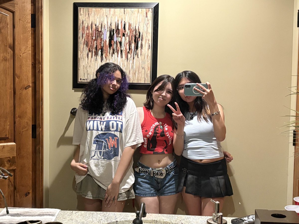 izzypuff's tweet image. i miss them