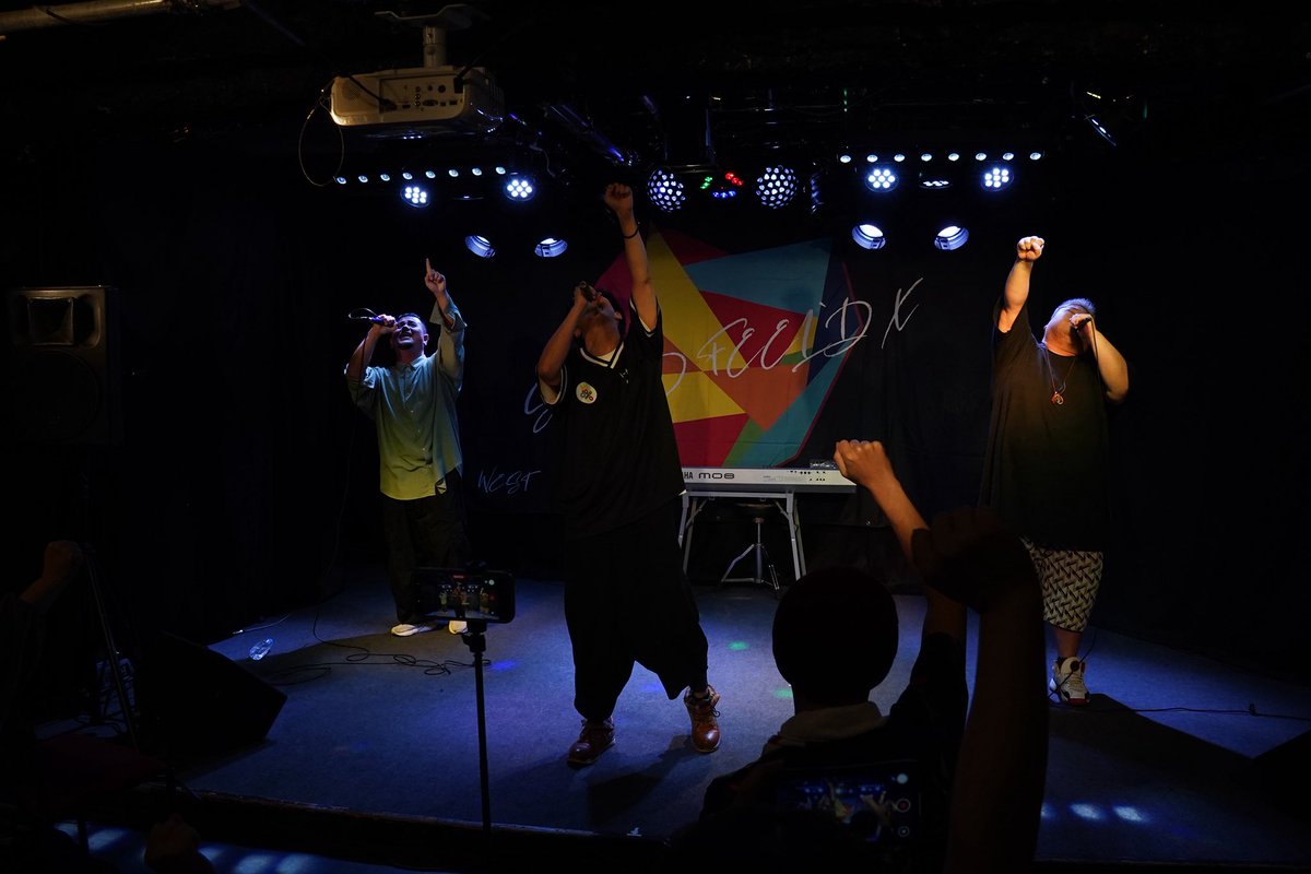 shampooooo_'s tweet photo. SOUND FEEL'd X # 10
2025年10月14日(火)
(@mcrew1m )
会場:池袋西口ゲキバ(@GEKIBA )
ALBA/TOROSさん (@alba_toros )
#SOUNDFEELdX
#SOUNDFEELd
#ALBATOROS
#アルトロ
#Ryou.
#oshin
#Fixer
#池袋西口ゲキバ
#西口ゲキバ
#ゲキバ
#池袋 https://t.co/LJAOjaOORb