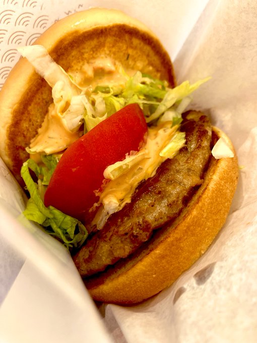 チャージ残高足りなくてポイントにまで手を出し始めた
やはりモスはうまい 