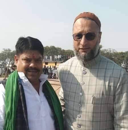 उत्तर प्रदेश के मुख्यमंत्री योगी आदित्यनाथ जी बिहार में नफरत का एजेंडा चलाना चाहते है जिसे बिहार स्वीकार नहीं करेगा।
       बैरिस्टर Asaduddin Owaisi साहब जिंदाबाद 
Akbaruddin Owaisi Akhtarul Iman Shaukat Ali Imtiaz jaleel Majid Hussain