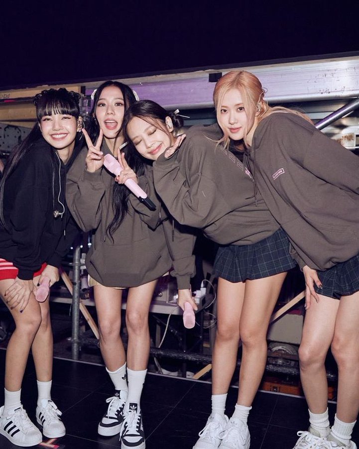 My valid vote for today! 

I vote for #BLACKPINK on #2025MAMAVOTE